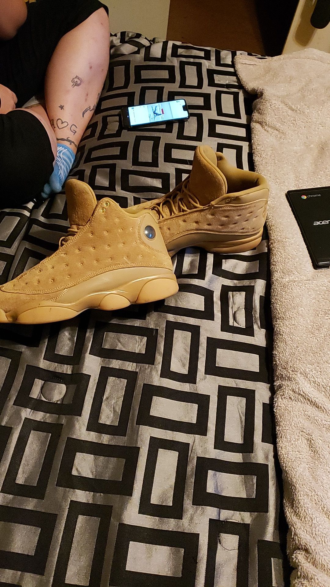 Jordan shoes all wheat retros. Make a offer