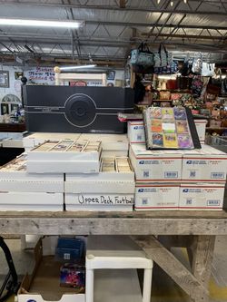 Pokemon & Baseball Cards 