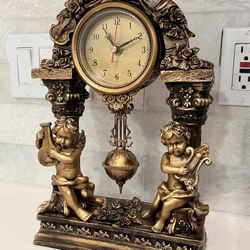 Clock- New, Excellent Decor Piece