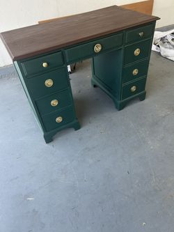 Dresser And desk