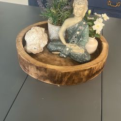 centerpiece With Live Tree Base 20 Inches In Diameter