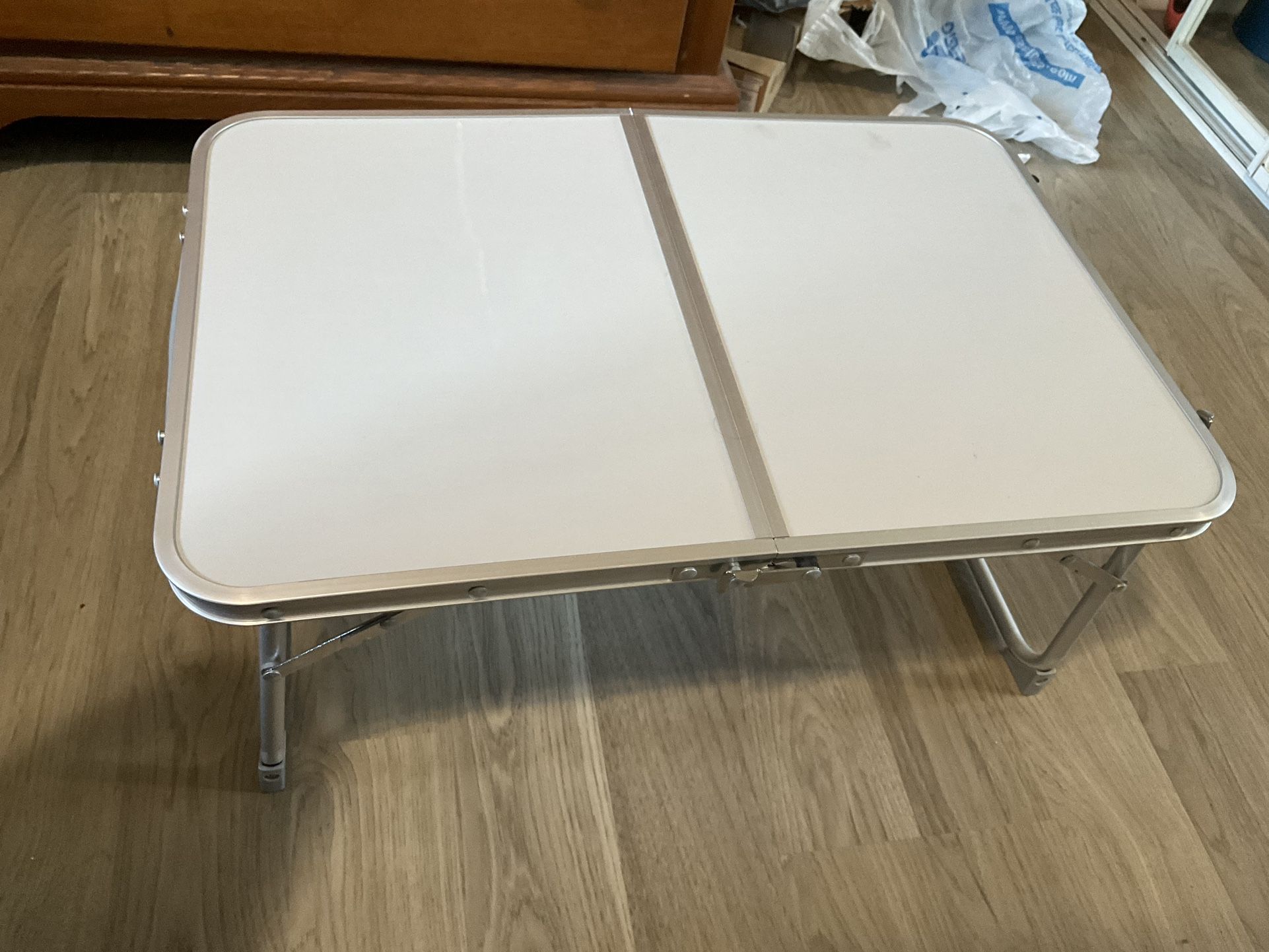 Foldable Table Laptop