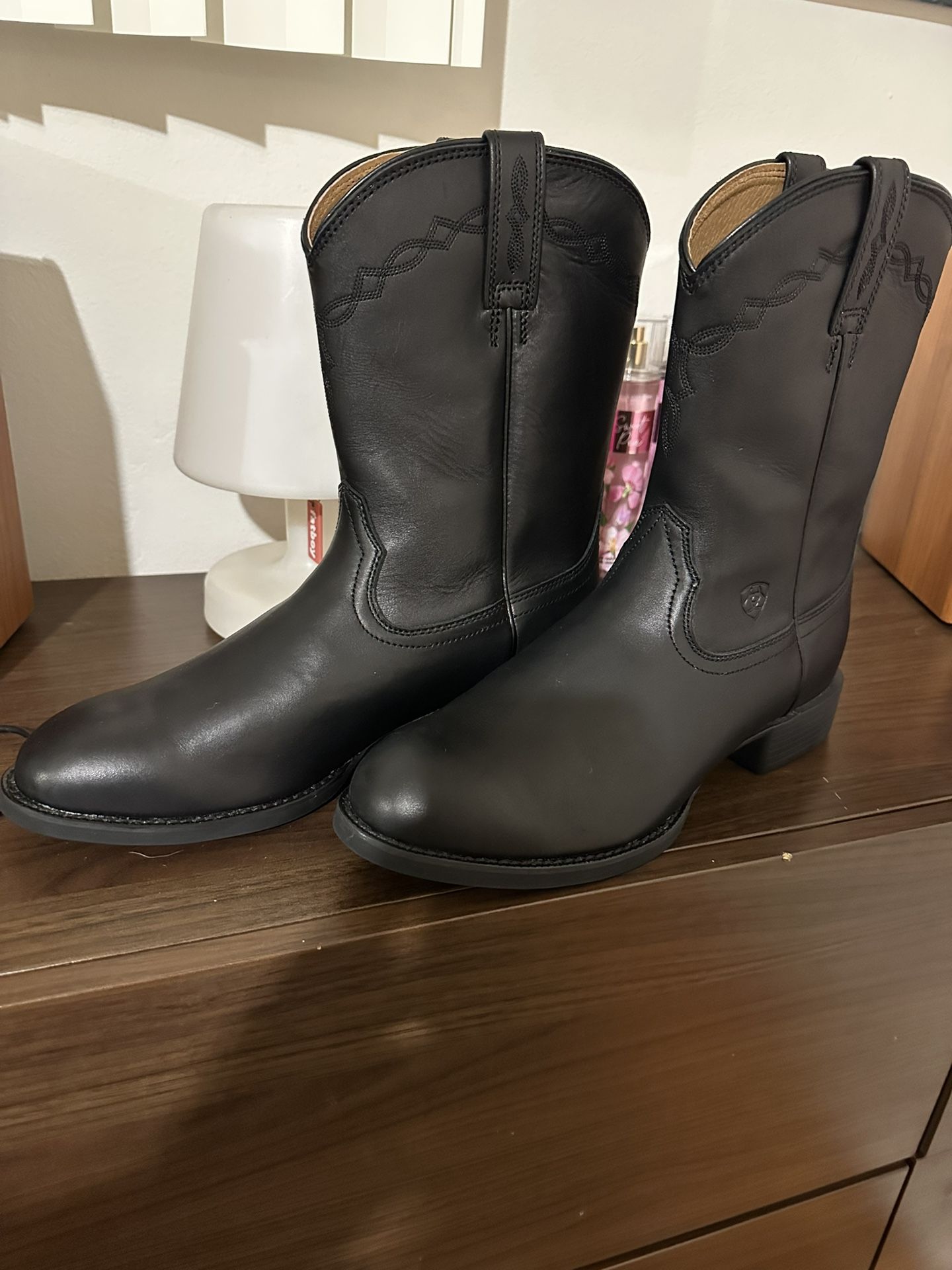 Ariat Men’s Heritage Roper Western Boot 100% Leather NO BOX