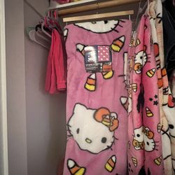Hello Kitty Blanket Halloween