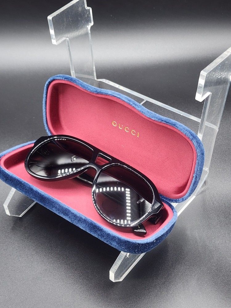 Gucci Sunglasses With Documentation ,bag,case