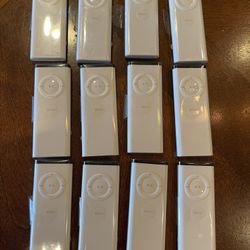 New Sealed Apple Remote Works With Apple Tv   Macbook Pro Mac Mini   Imacs 