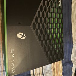 Xbox Series X With Games 