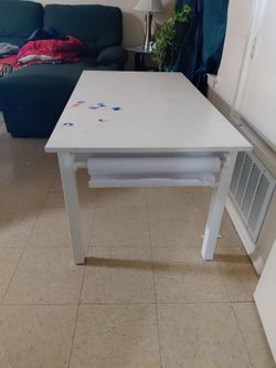 Kids table