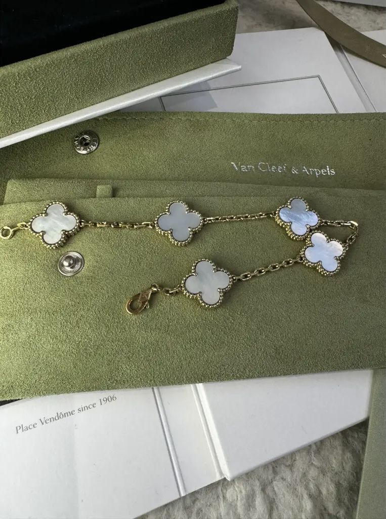 Vintage Van Cleef yellow gold bracelet