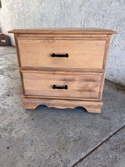 Nightstand - 2 Drawer
