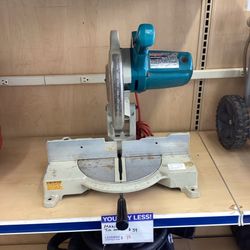 Mikita Tile Saw 