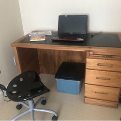 Wood Desk With Optional hutch 
