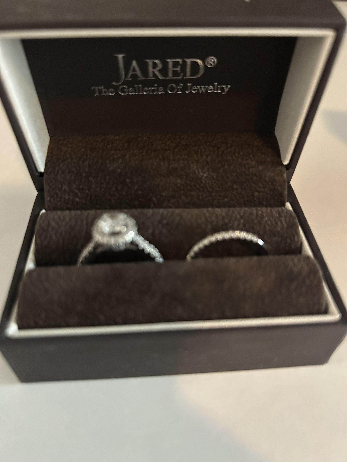 Jared Diamond Ring And Diamond Wedding Band