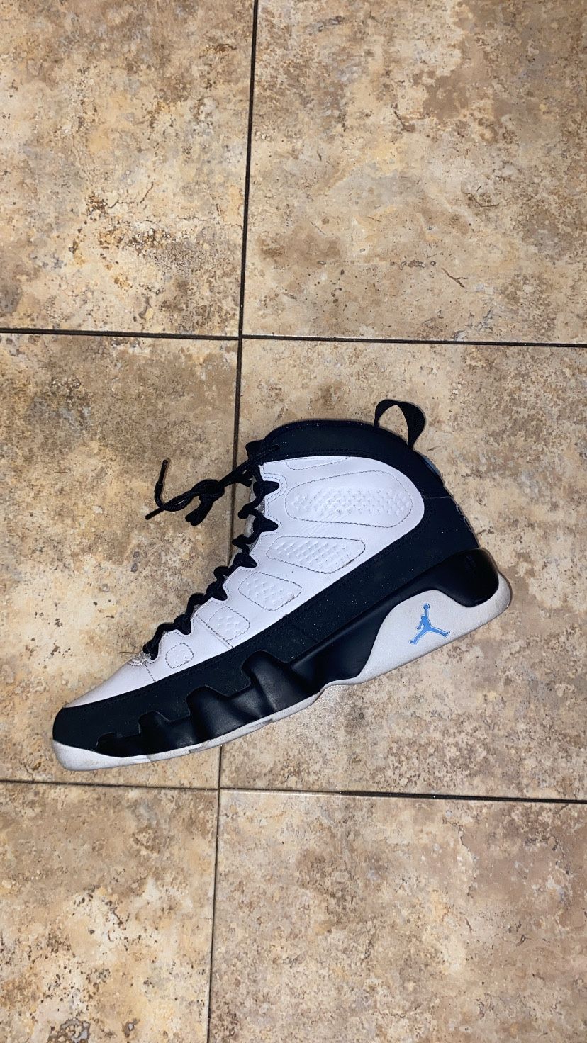 Jordan 9 Retro University Blue