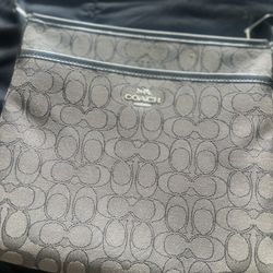 Coach Purse With Matching Wallet 
