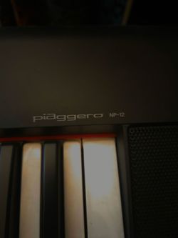 Yamaha Piaggero NP12 Keyboard