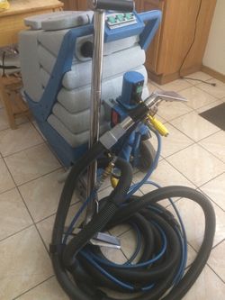 I’m offering my services steam carpets and interior detailing