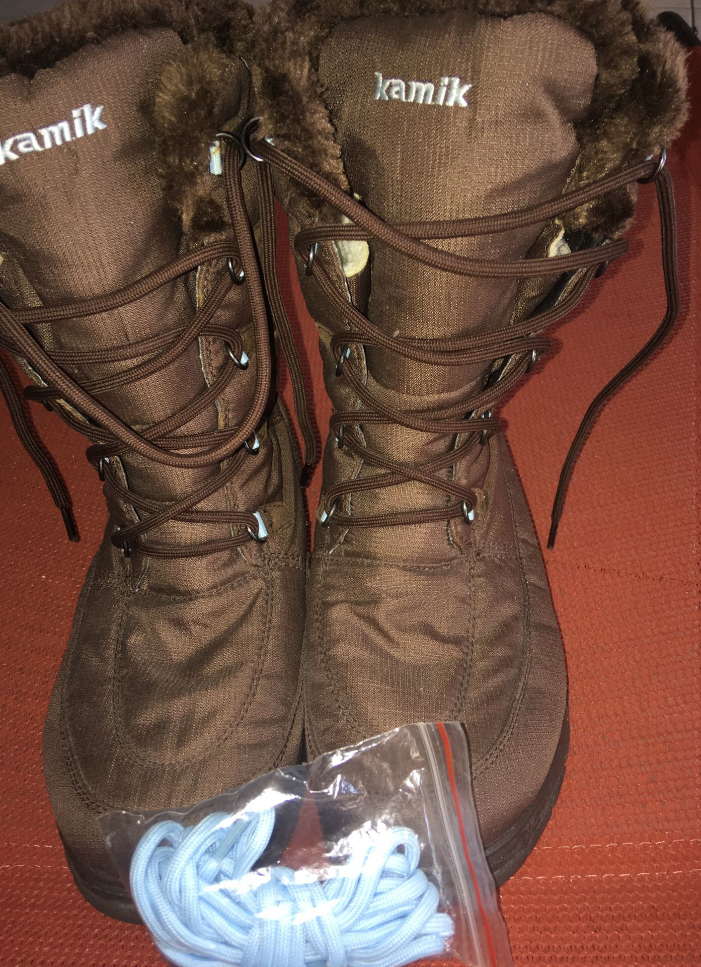 Kamik Women’s Brooklyn waterproof snow winter boots size 10 dark brown rain Waterproof woman’s Sorel