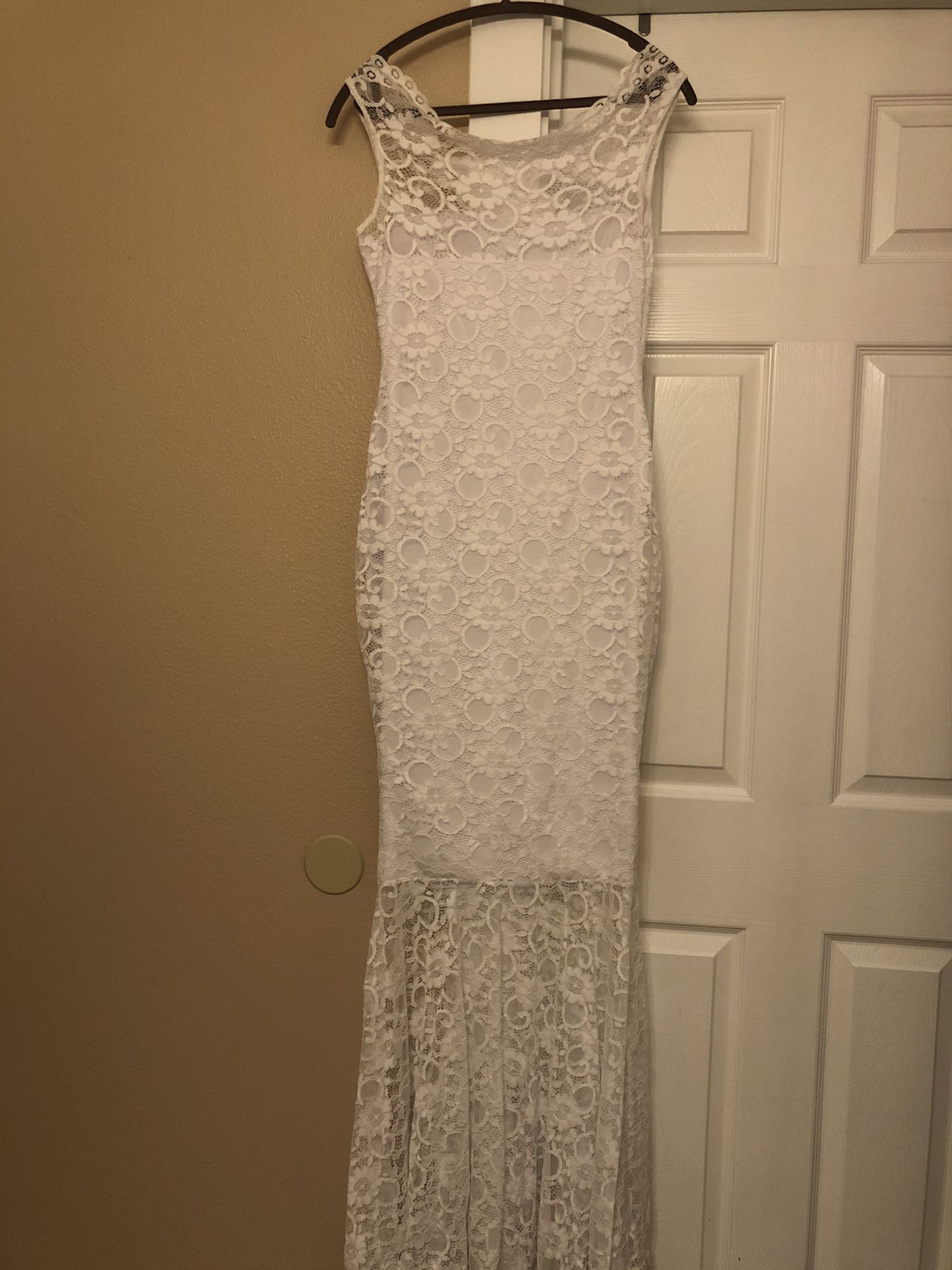 Mermaid lace dress size S-M