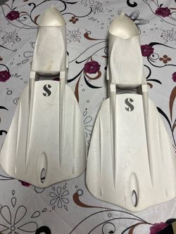 Scuba fins, scubapro seawing, nova, extra small white