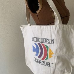 Cancun Tote Bag- Vintage!!!!!!