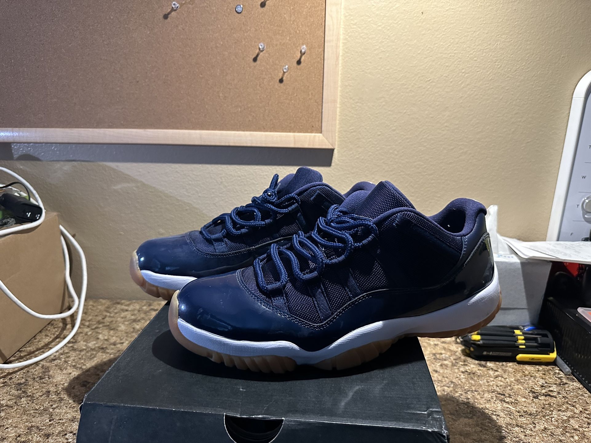 Jordan Retro 11 Low Midnight Navy Sz 12