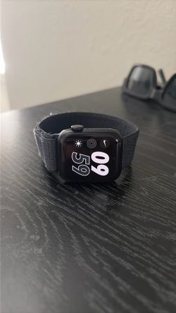 Apple Watch SE3 40mm