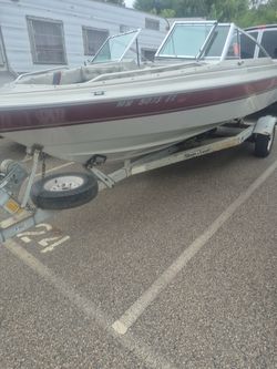 1985 Cinmaron open bow boat must go today before 4pm