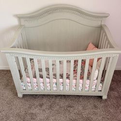 Baby bed very Good Quality And Strong End Clin