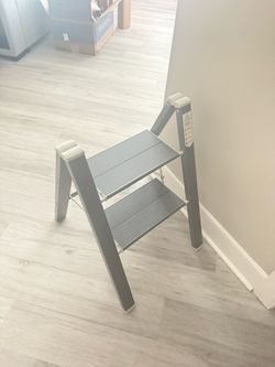 Step stool (2 step)