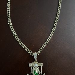 NEW Change  with pendant/charm