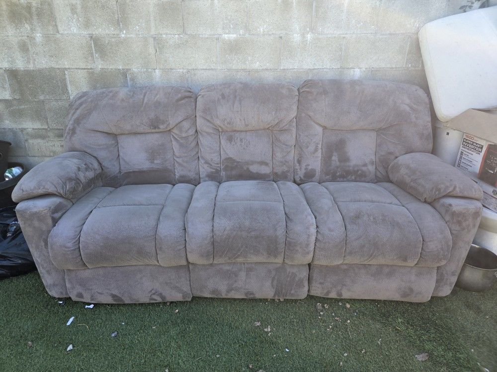 Reclining Sofa