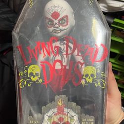 El Luchador Living Dead Doll