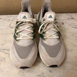Ultra Boost 10.5 Women or 9.5 Men Adidas 
