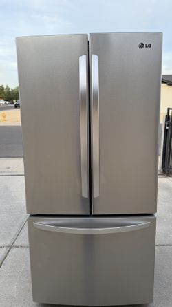 REFRIGERATOR LG 33 WIDE STAINLESS STEEL 