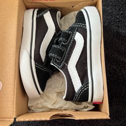 Baby Shoes/Vans Size 4