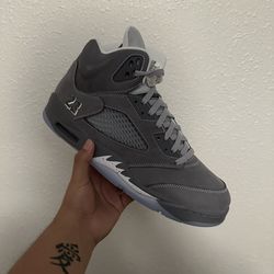 Wolf Grey 5’s