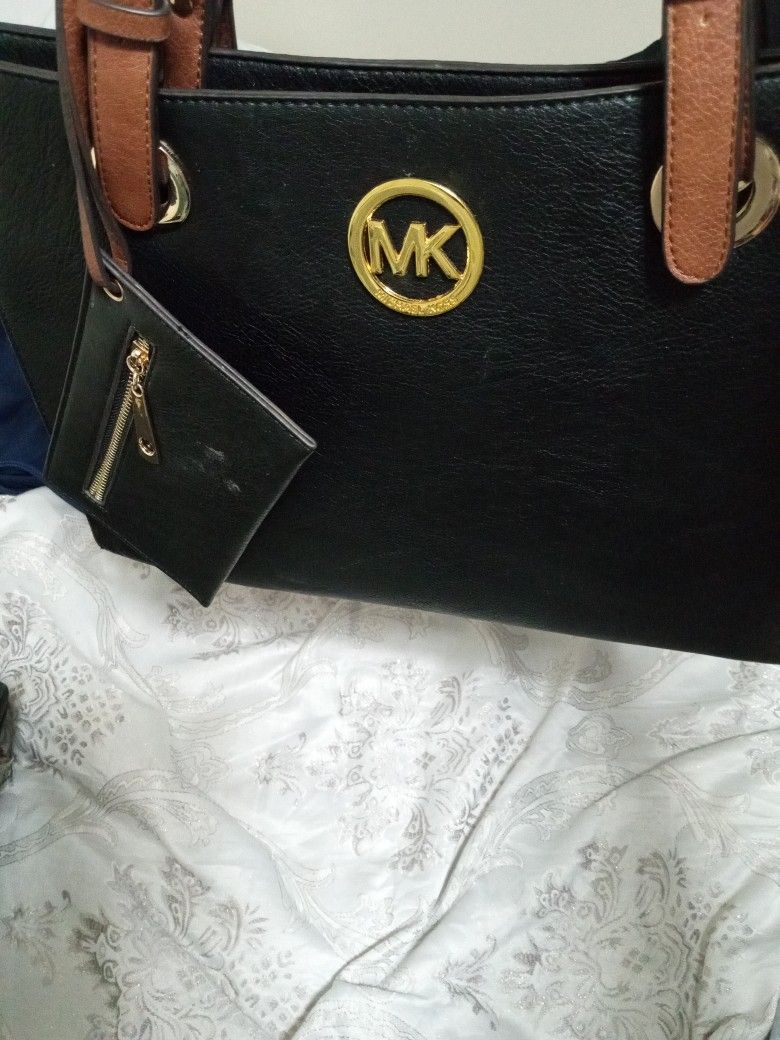 MK Michael Kors Black XL Like New