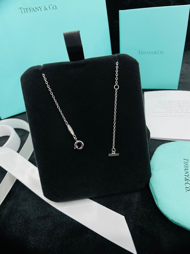 Clavicle chain exquisite and elegant necklace