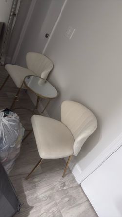 TABLE AND CHAIRS