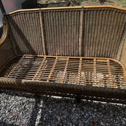 Free Outdoor Wicker Couch 