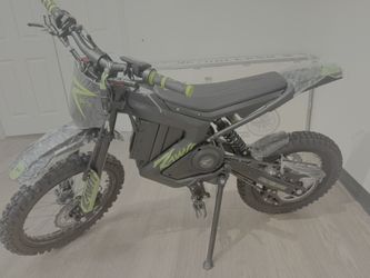 Rawrr Mantis Mini R17