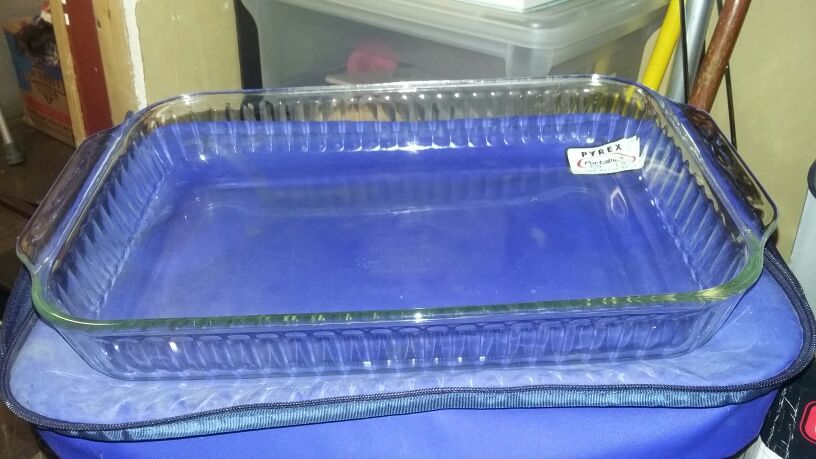 Pyrex baking casserole cookware