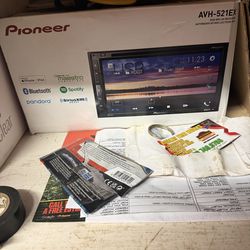 Pioneer touchscreen  radio