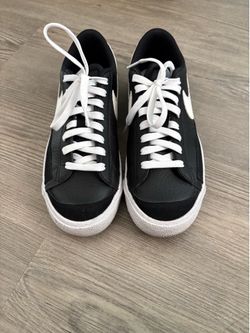 Nike Blazer Lows Size 6.5 Youth