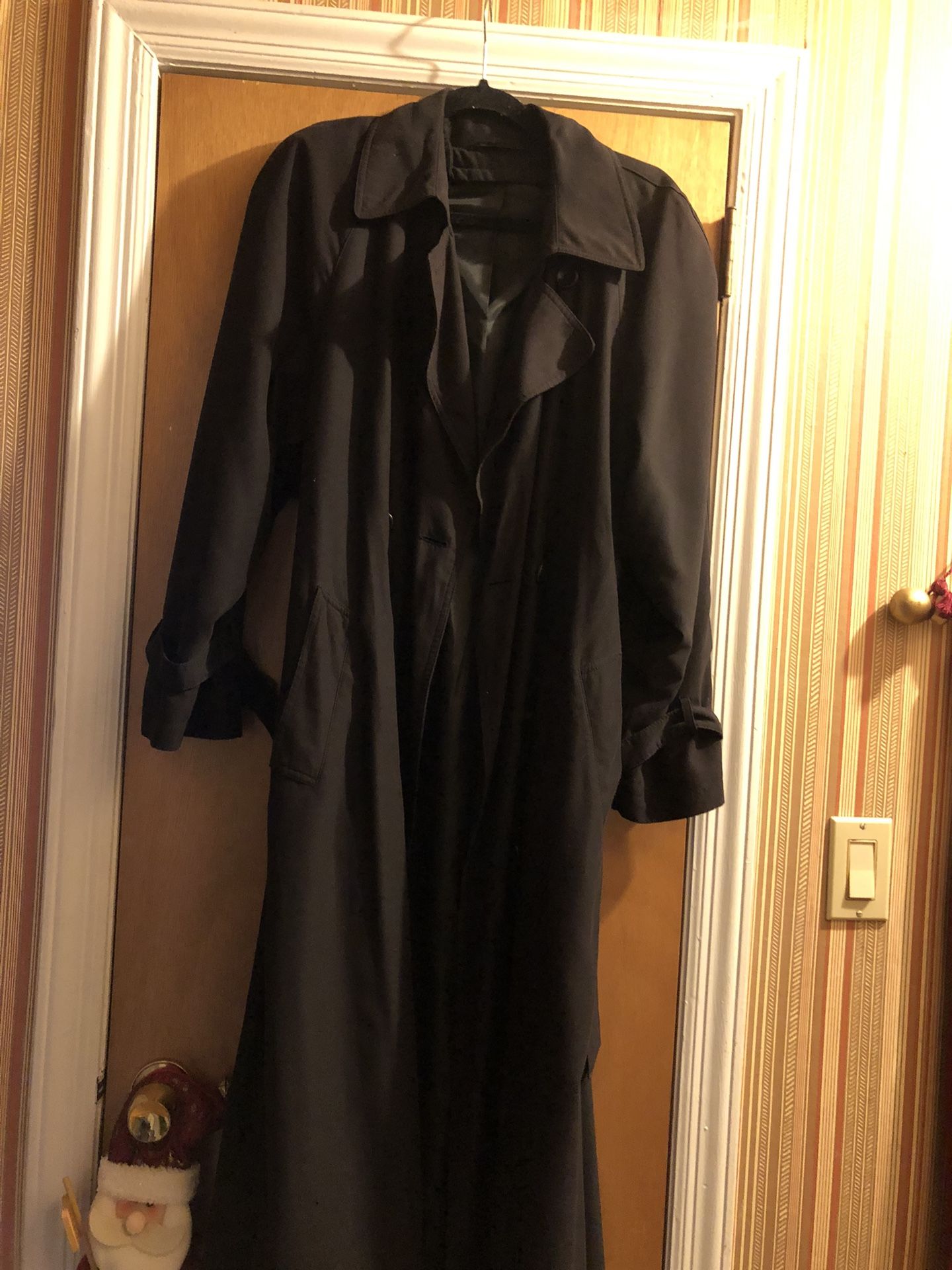 Women’s Size M/L Raincoat Double Pockets Belt