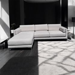 2PC MCM Sectional Couch With Free Delivery 🚚