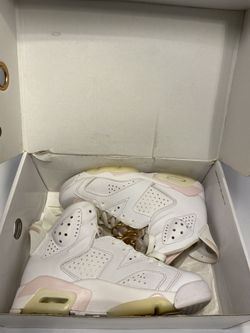 Nike Air Jordan | Retro 6 (W) | Gold Hoops | DH9696-100 | Sizes 6W / 4.5M