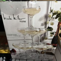 Nicole Miller Champaign Glass Tower 12 Pcs 