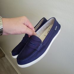 Womens SZ 8 Cole Haan Slipons Used Once 